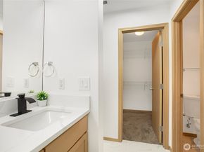 18813 143rd Court NE, Woodinville WA 98072