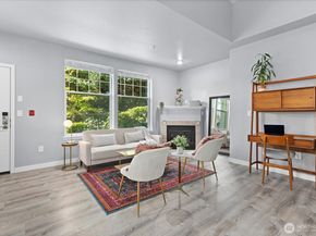 16125 Juanita Woodinville Way NE 403, Bothell WA 98011