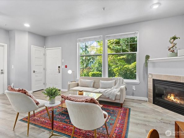 16125 Juanita Woodinville Way NE 403, Bothell WA 98011