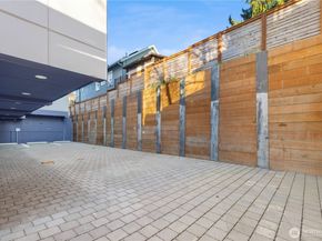 359 NW 76th Street, Seattle WA 98117