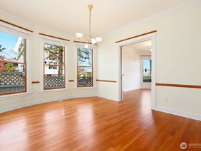 137 23rd Avenue E, Seattle WA 98112