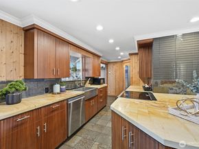 22407 87th Avenue W, Edmonds WA 98026