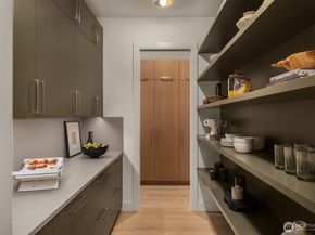 5917 104th Place NE, Kirkland WA 98033