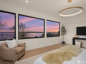 5917 104th Place NE, Kirkland WA 98033