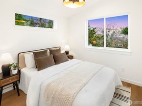 8841 Earl Avenue NW, Seattle WA 98117