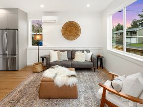 8841 Earl Avenue NW, Seattle WA 98117