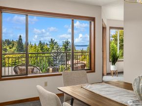 1071 4th Avenue S 302, Edmonds WA 98020