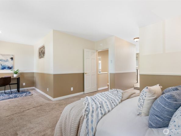 24209 SE 45th Street, Sammamish WA 98029
