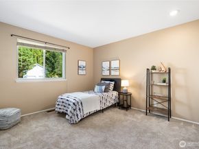 24209 SE 45th Street, Sammamish WA 98029