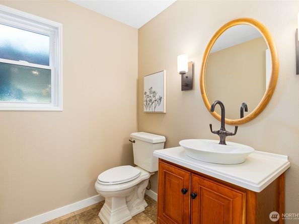 24209 SE 45th Street, Sammamish WA 98029