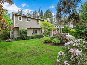 24209 SE 45th Street, Sammamish WA 98029
