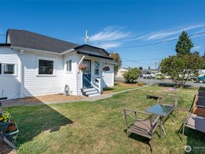 1702 Cedar Street B, Everett WA 98201