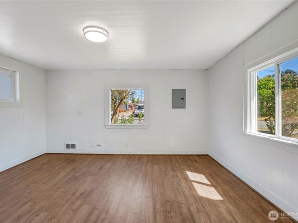 1702 Cedar Street B, Everett WA 98201