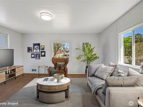1702 Cedar Street B, Everett WA 98201