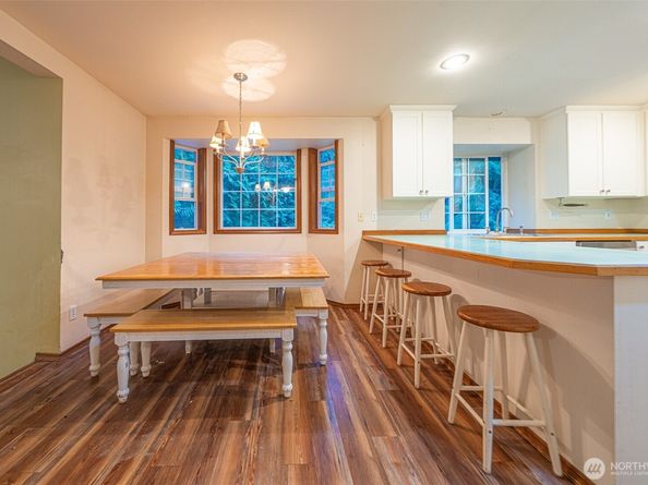 7919 NE Sunnywoods Lane, Kingston WA 98346