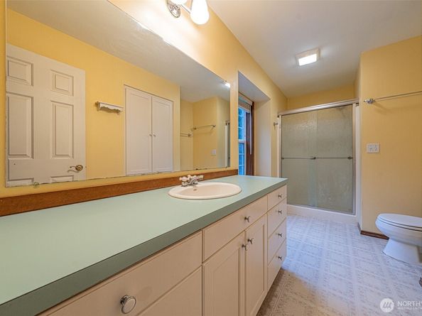 7919 NE Sunnywoods Lane, Kingston WA 98346