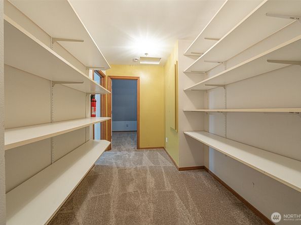 7919 NE Sunnywoods Lane, Kingston WA 98346