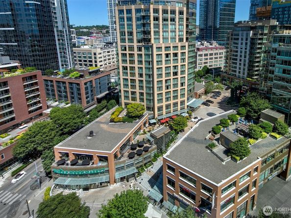 820 Blanchard Street 1504, Seattle WA 98121