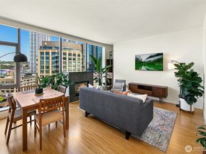 820 Blanchard Street 1504, Seattle WA 98121