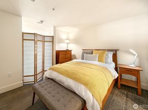 820 Blanchard Street 1504, Seattle WA 98121