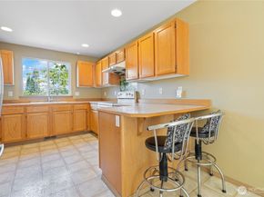 5620 seahurst Avenue, Everett WA 98203
