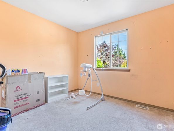 5620 seahurst Avenue, Everett WA 98203