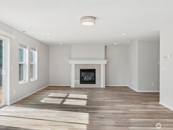 33214 44th Avenue S, Federal Way WA 98001