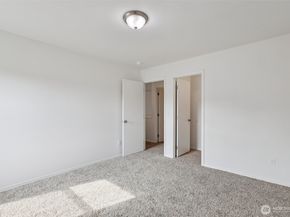 33214 44th Avenue S, Federal Way WA 98001