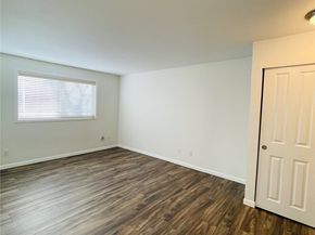 14006 SE 6th 10, Bellevue WA 98007