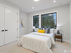 14 158th Place NE, Bellevue WA 98008