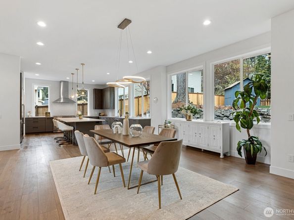 14 158th Place NE, Bellevue WA 98008