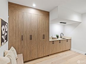 14 158th Place NE, Bellevue WA 98008