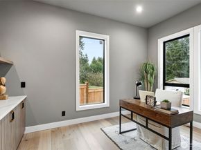 14 158th Place NE, Bellevue WA 98008