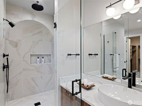 14 158th Place NE, Bellevue WA 98008