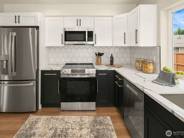 23806 56th Avenue W B, Mountlake Terrace WA 98043