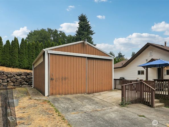 16804 SE 128th Street, Renton WA 98059
