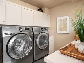 9654 Rainier Avenue S, Seattle WA 98118