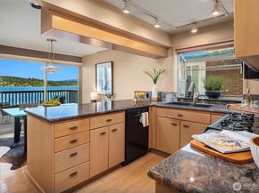 9654 Rainier Avenue S, Seattle WA 98118