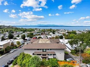 523 Maple Street 103, Edmonds WA 98020