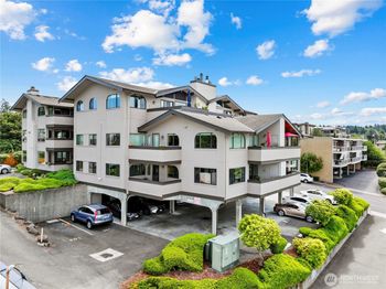 523 Maple Street