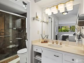 523 Maple Street 103, Edmonds WA 98020