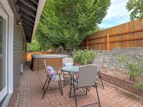 20024 100th Avenue SE, Kent WA 98031