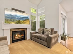 4608 NE 6th Place, Renton WA 98059