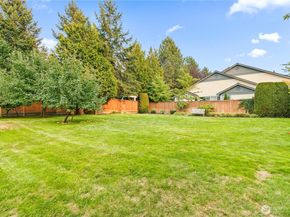 4608 NE 6th Place, Renton WA 98059
