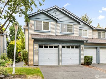 4608 NE 6th Place