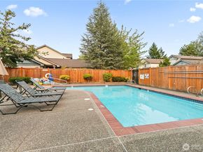 4608 NE 6th Place, Renton WA 98059