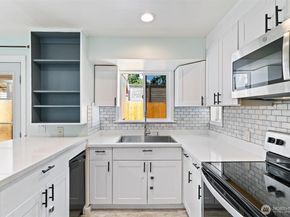 14734 59th Avenue S, Tukwila WA 98168