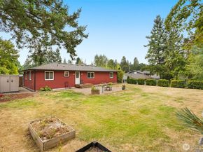 6415 190th Street SW, Lynnwood WA 98036