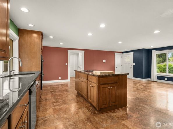 6415 190th Street SW, Lynnwood WA 98036