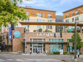 4710 37th Avenue SW B, Seattle WA 98126